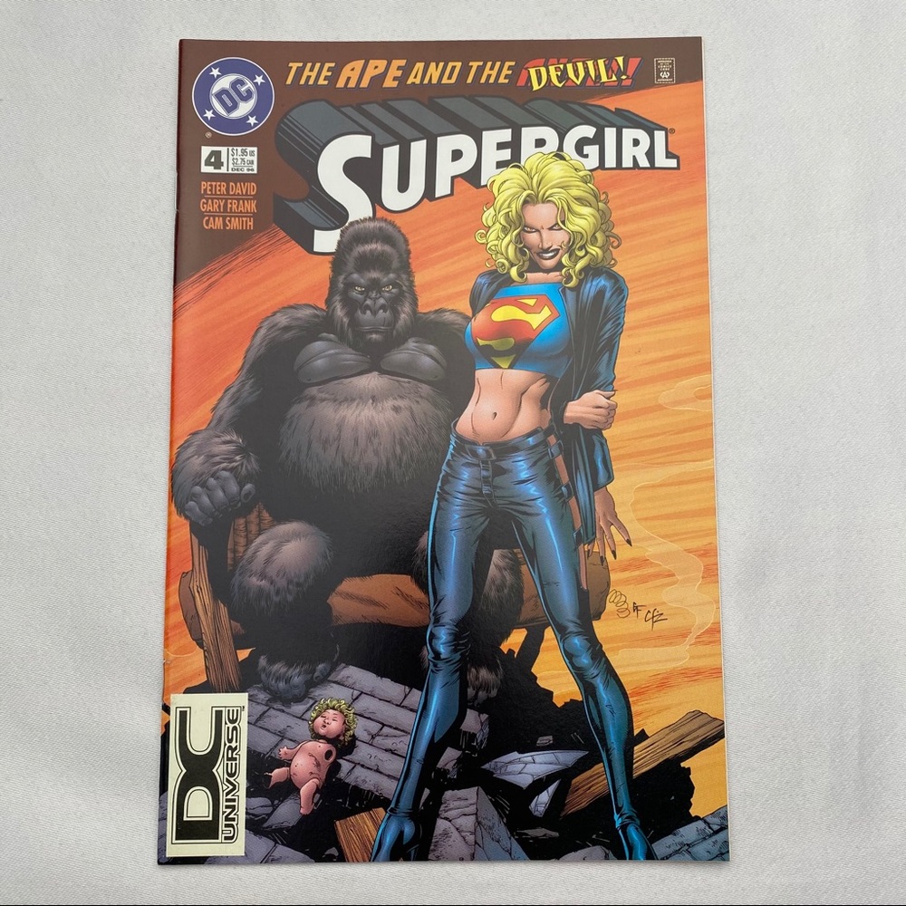Supergirl Comic Book No. 4, Dec. 1996 Vintage DC Universe Logo Variant DC Comics